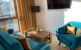 Apartament - Nice Place